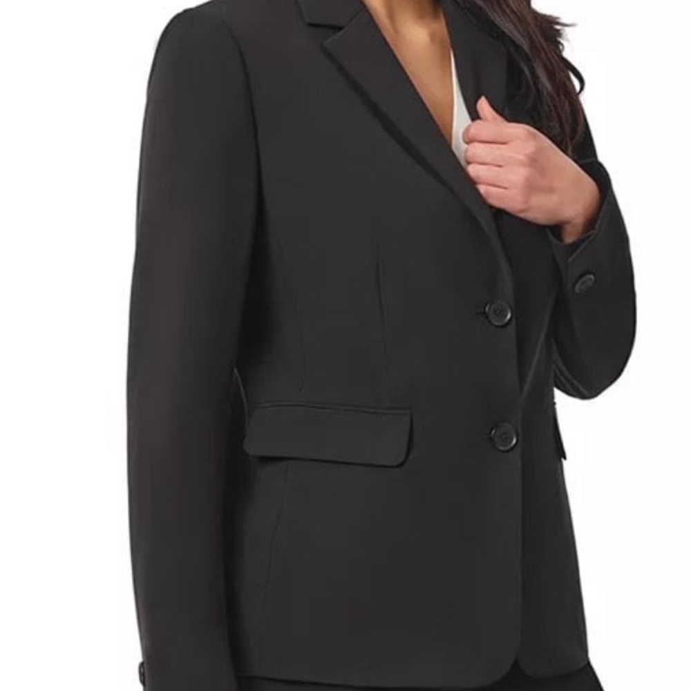 Jones New York business attire black blazer, petite size 2, never worn